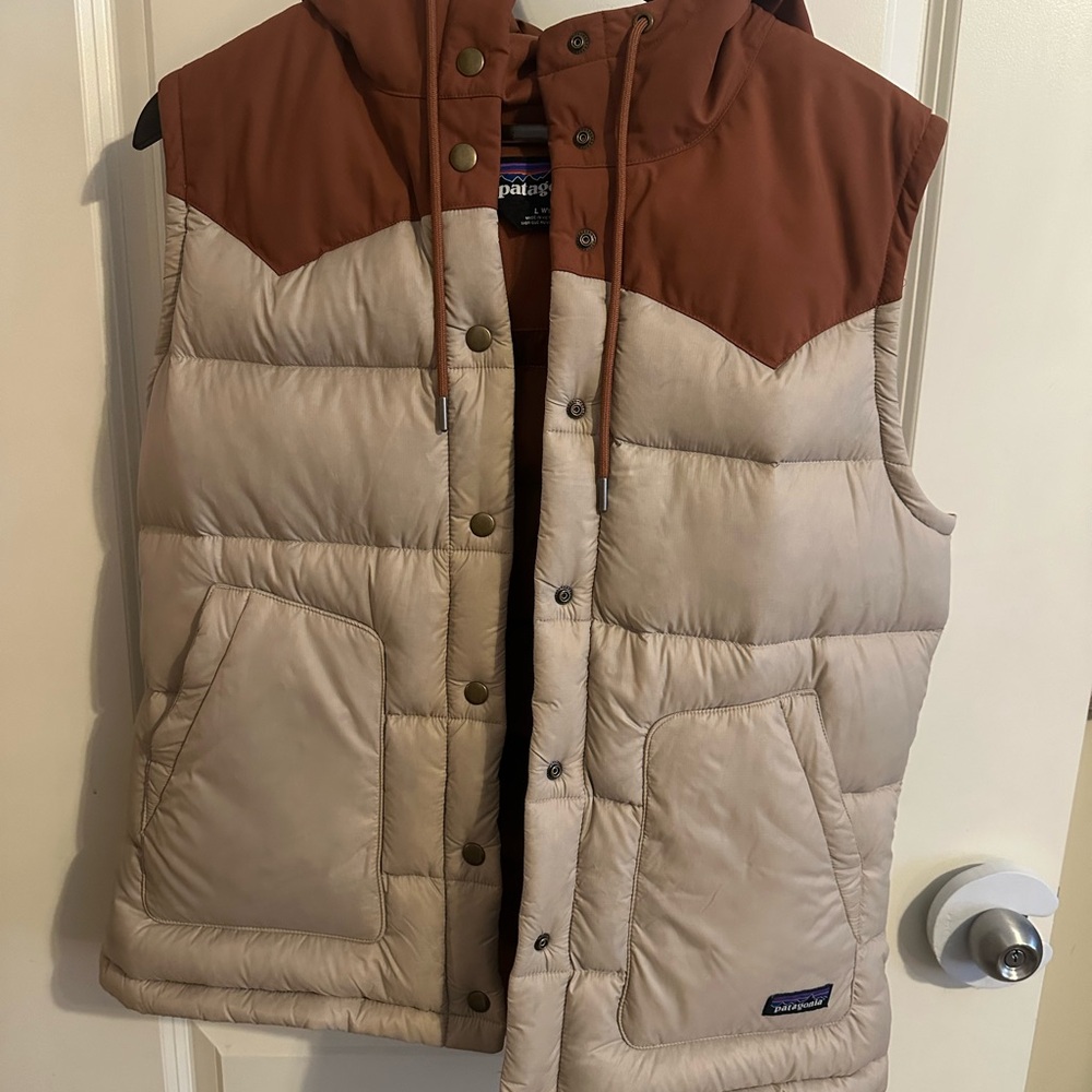 Patagonia Woman’s Bivy Hooded Vest